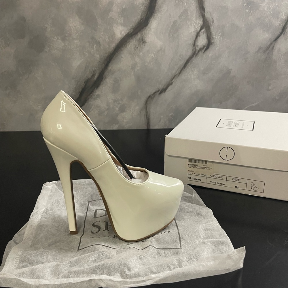 Daily Shoes 6.5 platform heels. Brand New. Dancer Heels.